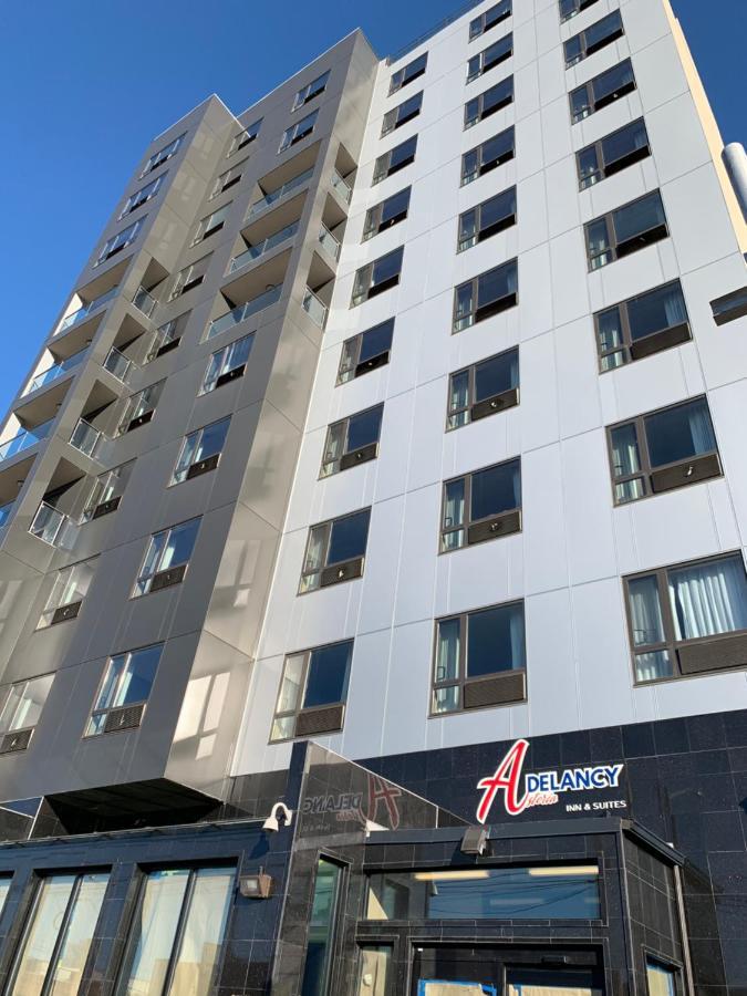 Astoria Delancy Inn & Suites New York Exterior photo