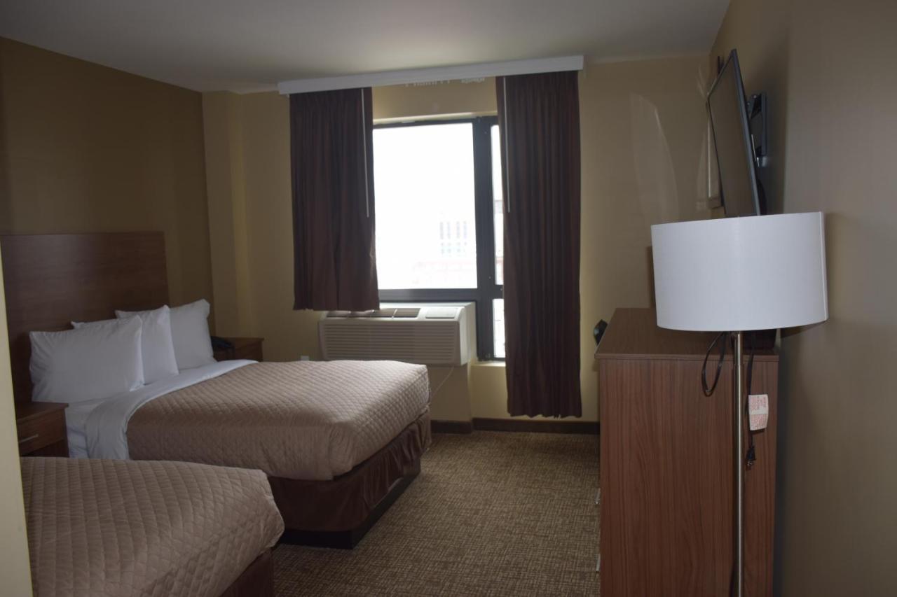 Astoria Delancy Inn & Suites New York Exterior photo